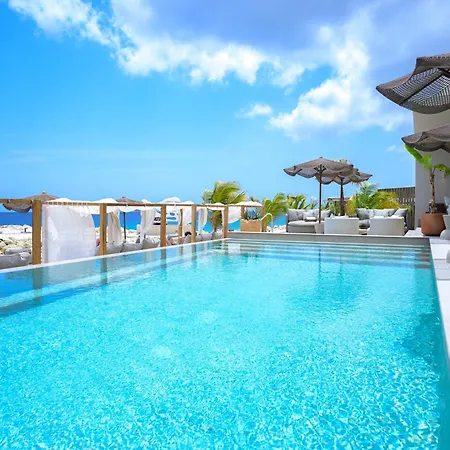 Art Hotel Curacao - Adults Only